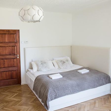 Apartment Nearto Old Town Na Ustroniu Street Krasków Eksteriør bilde