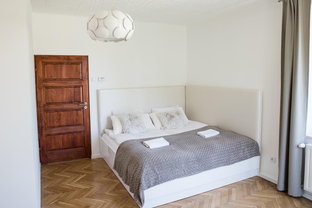 Apartment Nearto Old Town Na Ustroniu Street Krasków Eksteriør bilde